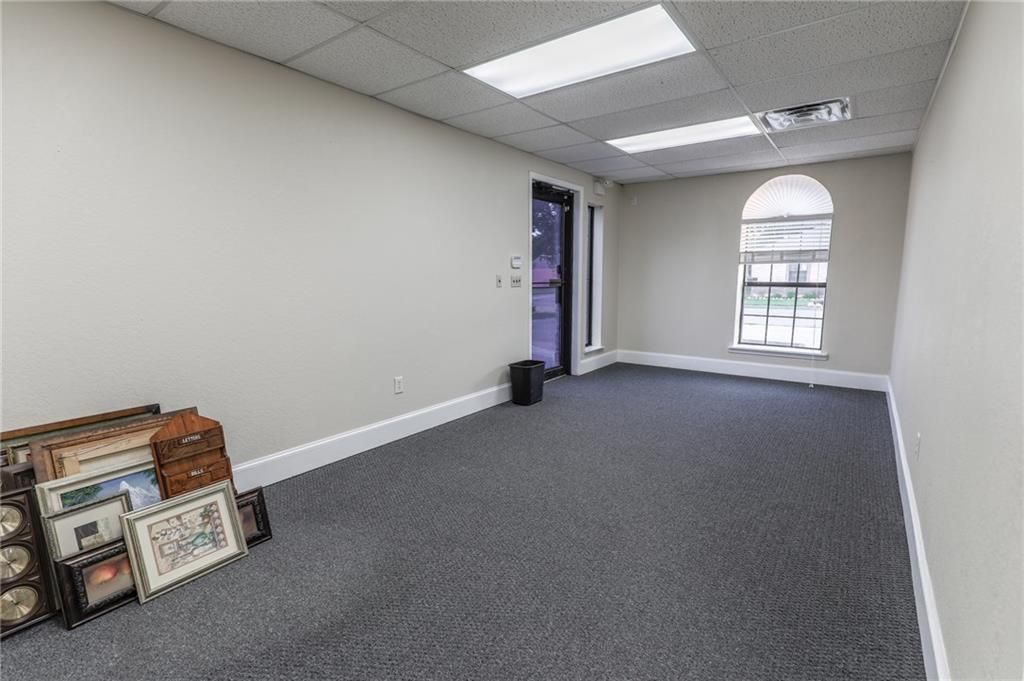 1300 London, Bowie, TX 76230